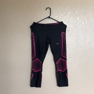 Women’s Nike Crop Workout Pant